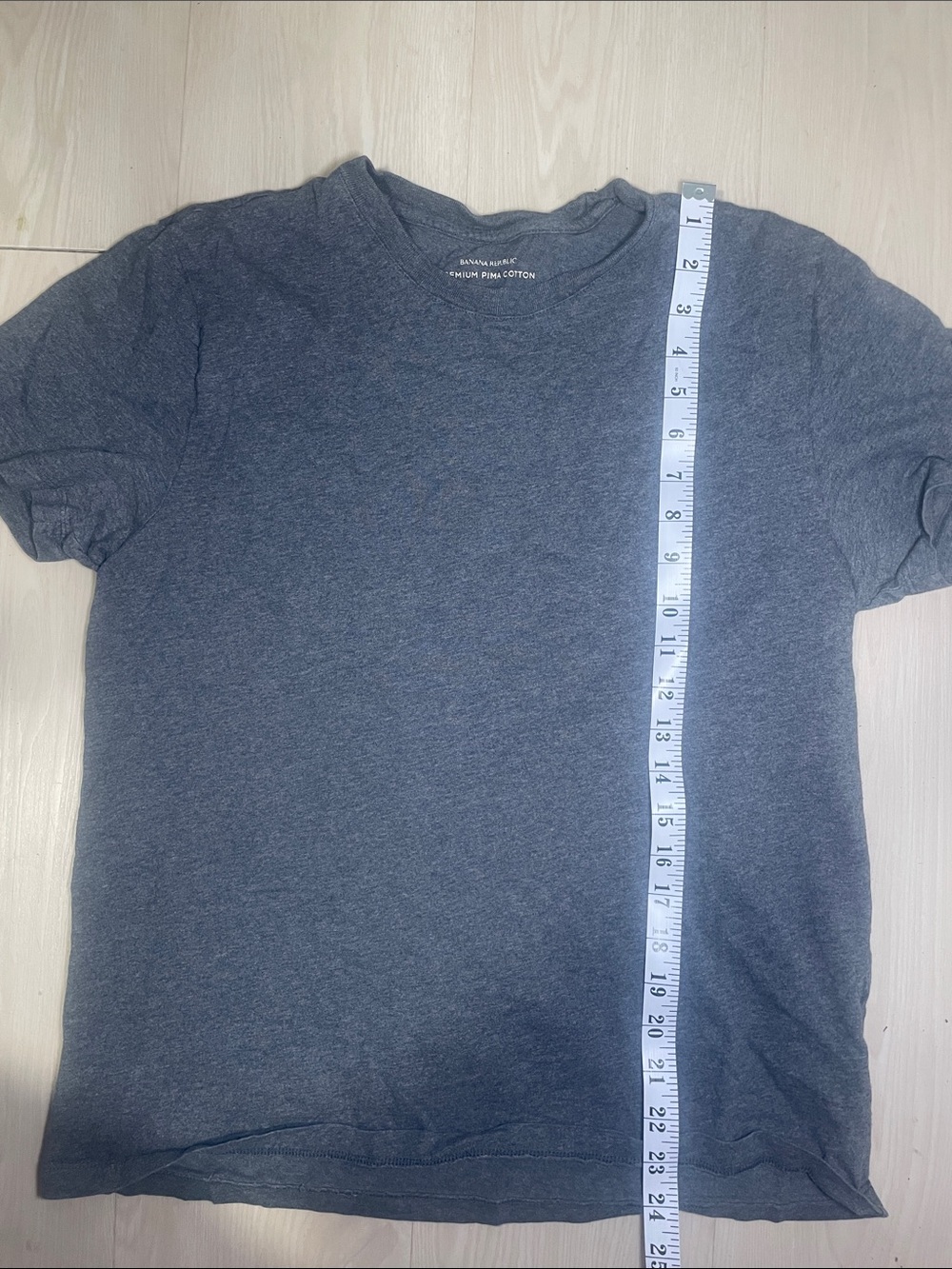 Banana Republic Men's Short Sleeve Tee 100% Pima Cotton Charcoal - Picture 4 of 6